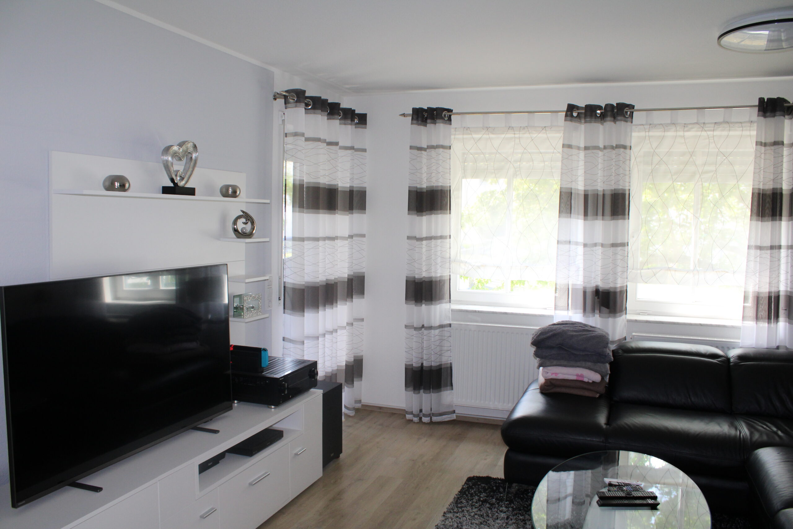 Moderne 4-Zimmer-Wohnung in Toplage zum Kauf – Bild 4